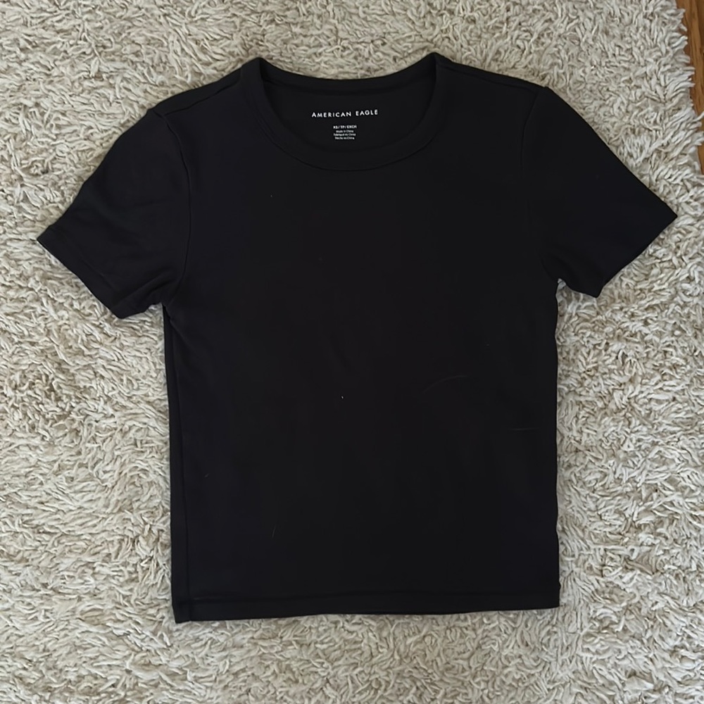 AE crop top